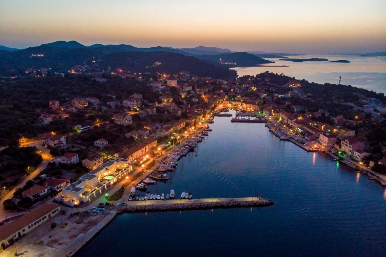Maiora Luxury Island Suites Sali Exterior photo