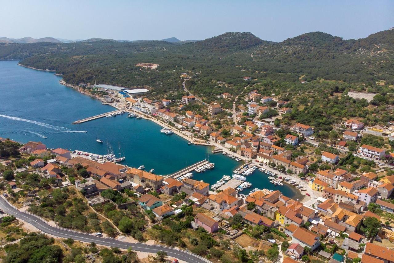 Maiora Luxury Island Suites Sali Exterior photo
